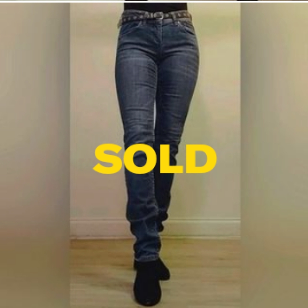 !!SOLD!! Tommy Bahama Low Rise Straight Leg Jeans